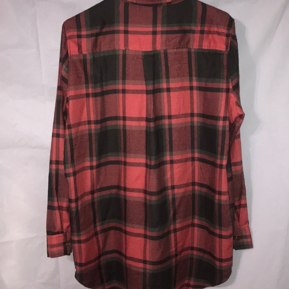 FLANNEL! 🤩 - Picture 2 of 2